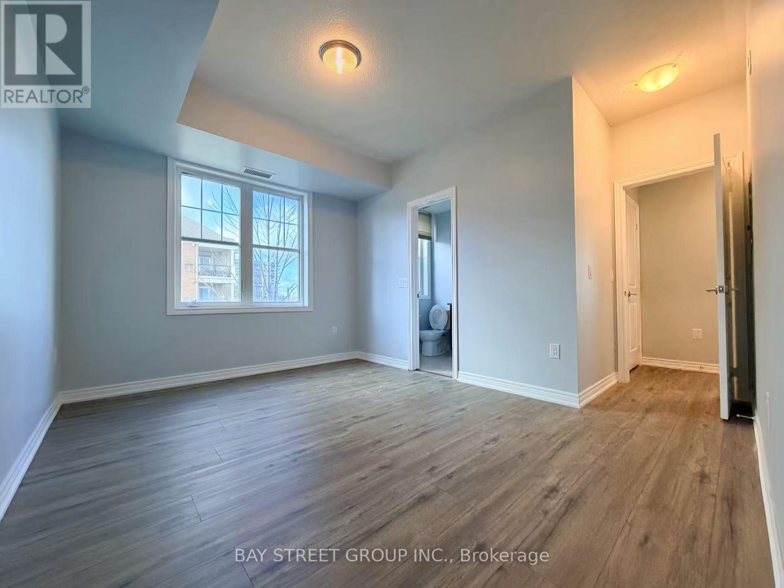 202 - 276 Gatwick Drive, Oakville, Ontario  L6H 6V2 - Photo 17 - W12593484