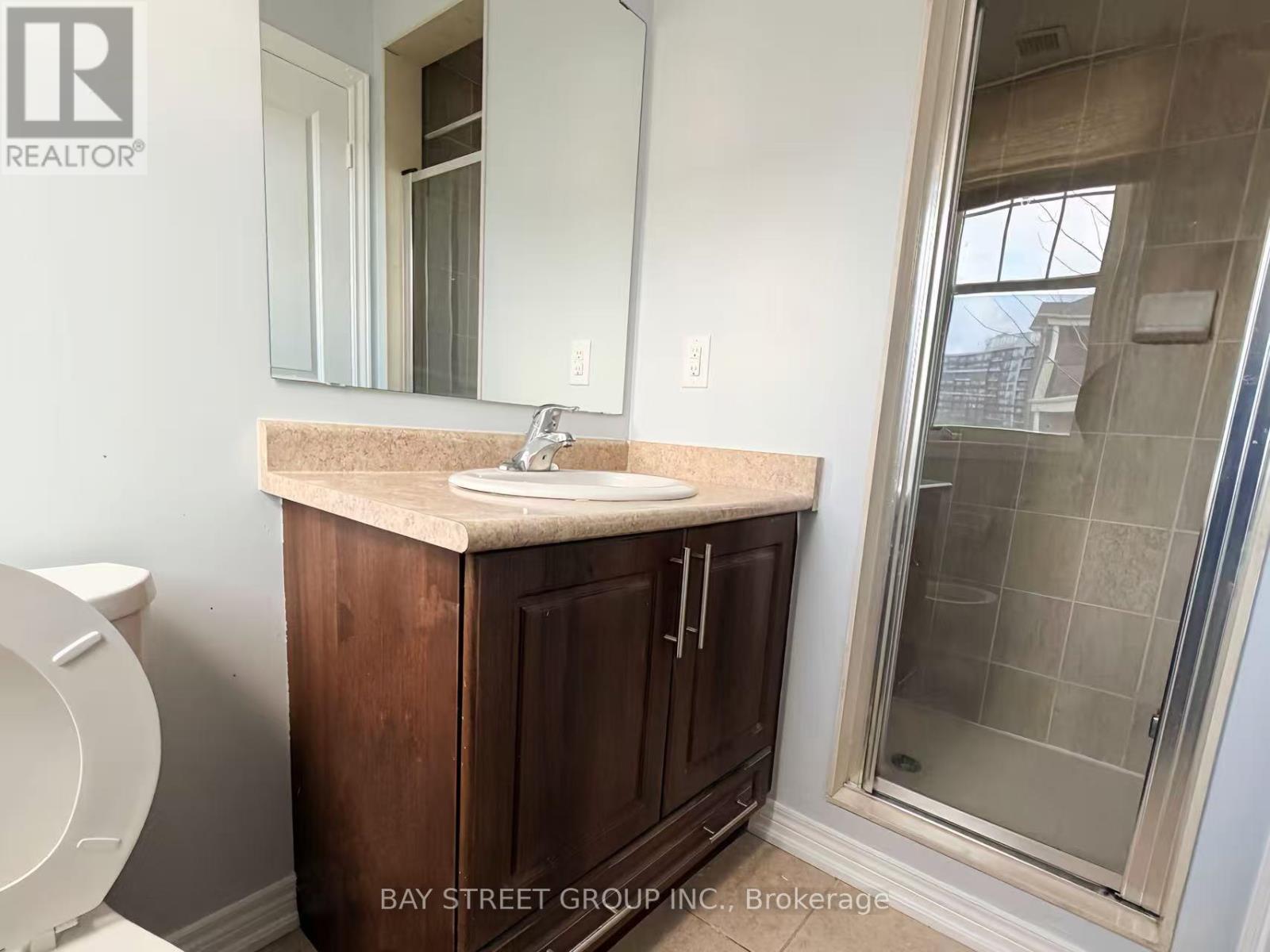 202 - 276 Gatwick Drive, Oakville, Ontario  L6H 6V2 - Photo 19 - W12593484