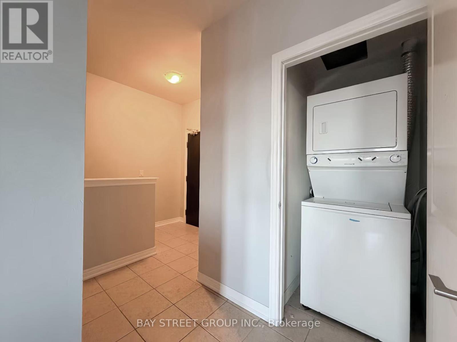 202 - 276 Gatwick Drive, Oakville, Ontario  L6H 6V2 - Photo 6 - W12593484