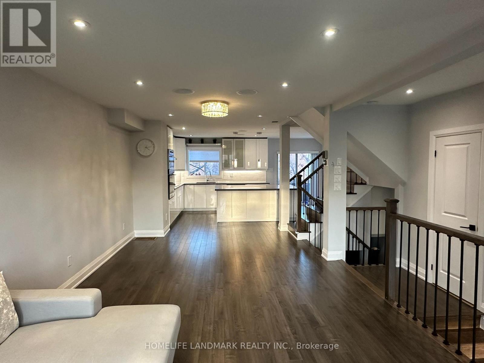 63 - 2398 Britannia Road W, Mississauga, Ontario  L5M 6B6 - Photo 3 - W12593498