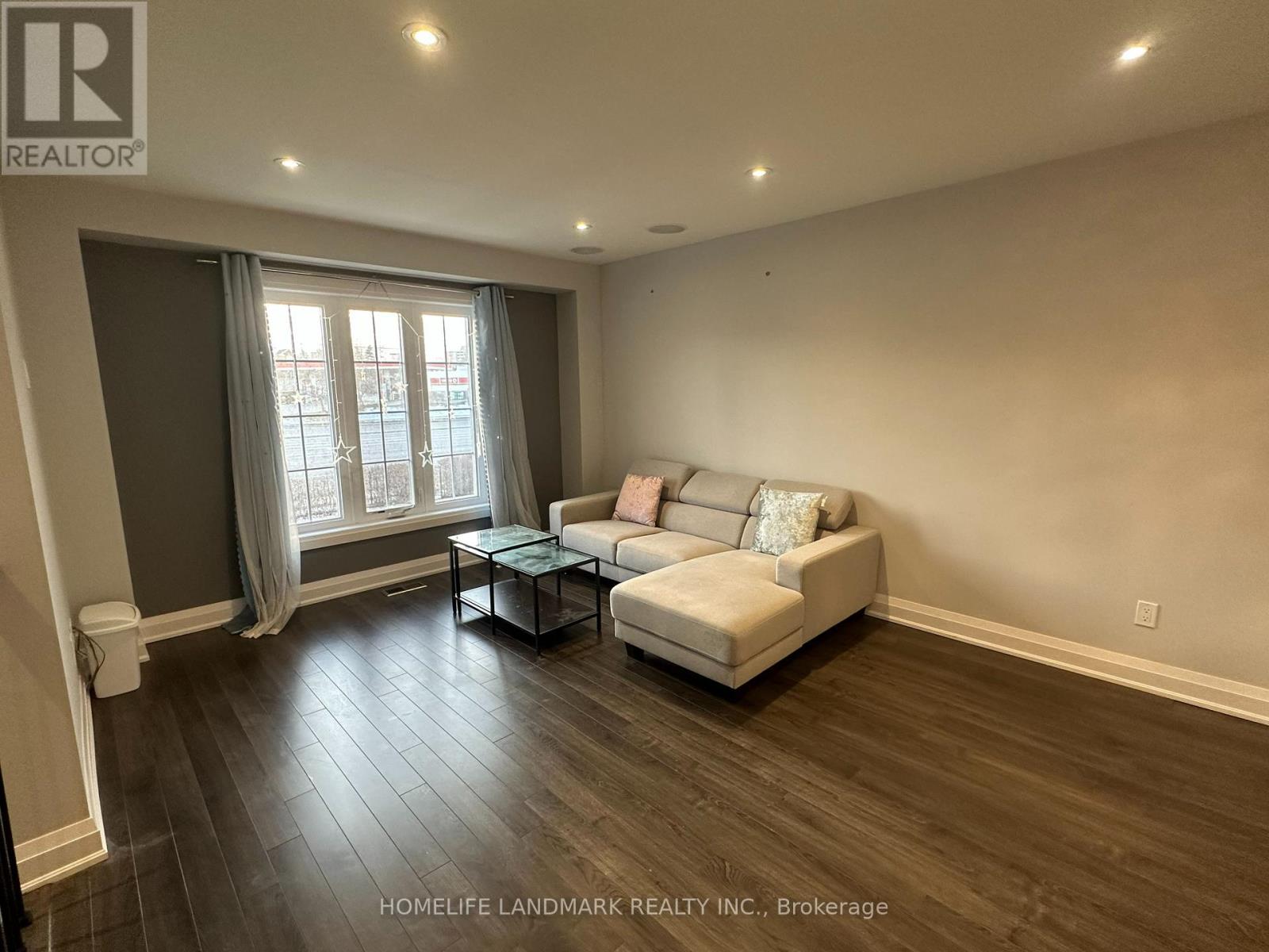 63 - 2398 Britannia Road W, Mississauga, Ontario  L5M 6B6 - Photo 5 - W12593498