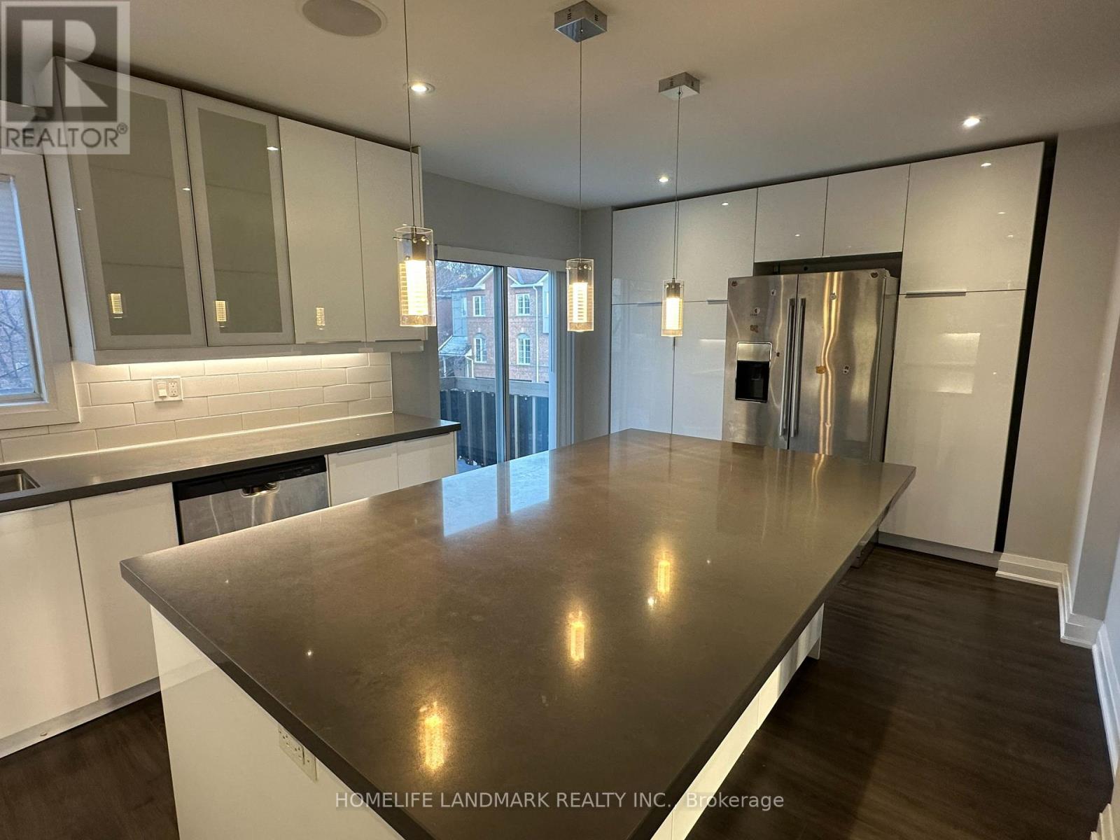 63 - 2398 Britannia Road W, Mississauga, Ontario  L5M 6B6 - Photo 7 - W12593498