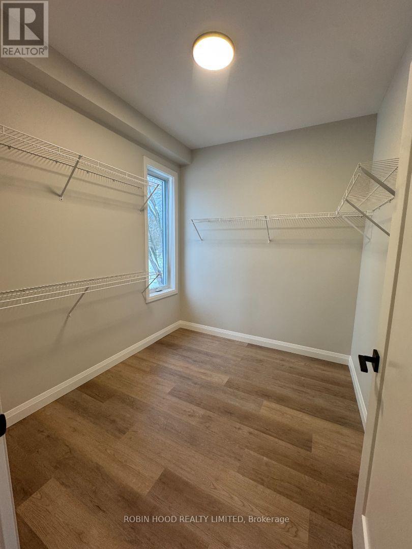 1 - 220 Greenwood Avenue, London South, Ontario  N6J 3G4 - Photo 10 - X12593422