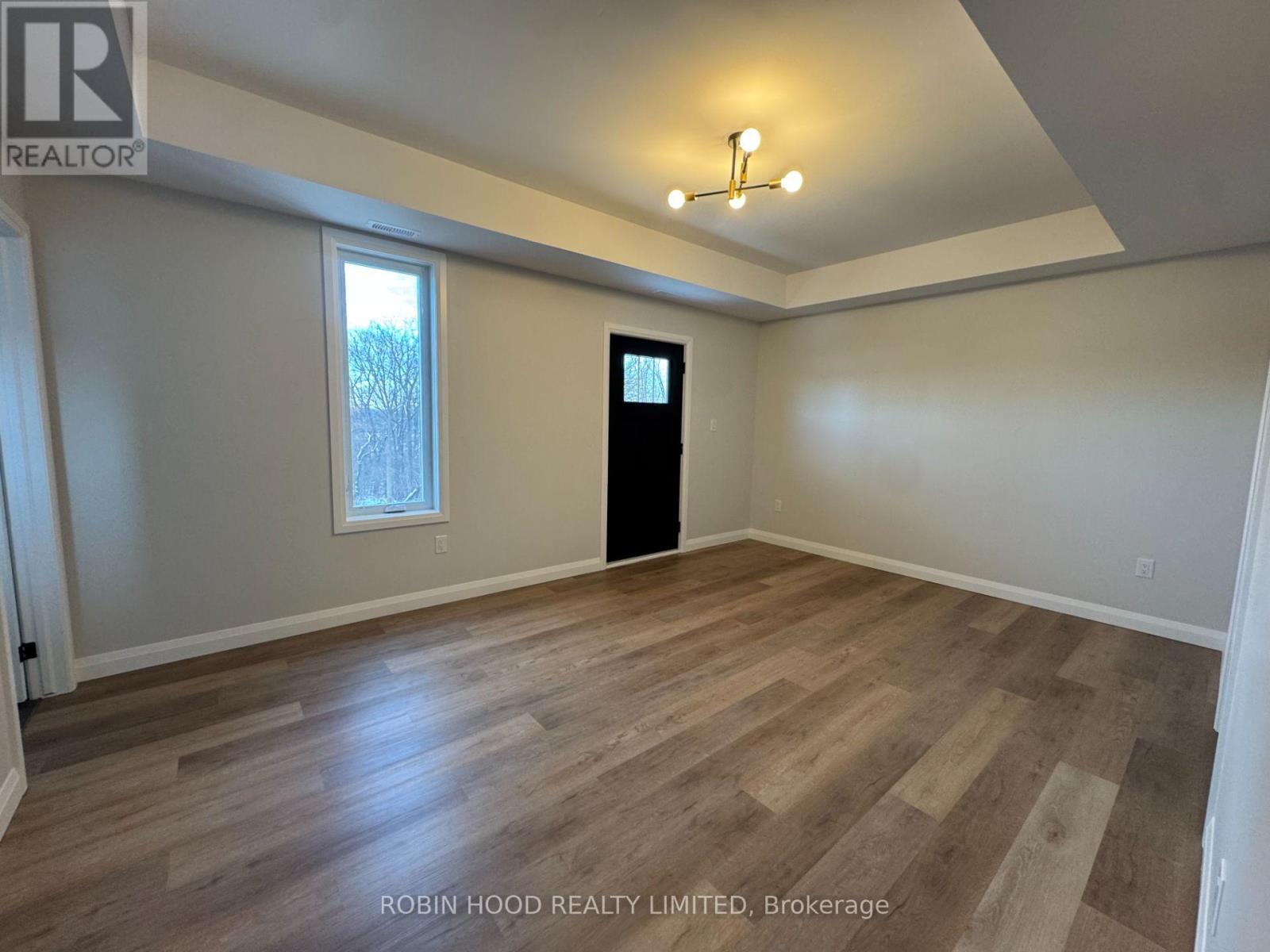 1 - 220 Greenwood Avenue, London South, Ontario  N6J 3G4 - Photo 8 - X12593422