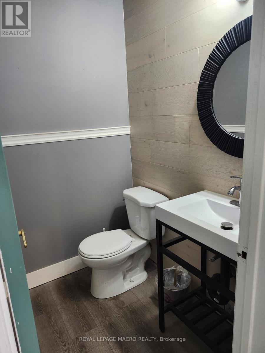 1 Hiscott Street, St. Catharines, Ontario  L2R 1E1 - Photo 4 - X12593478