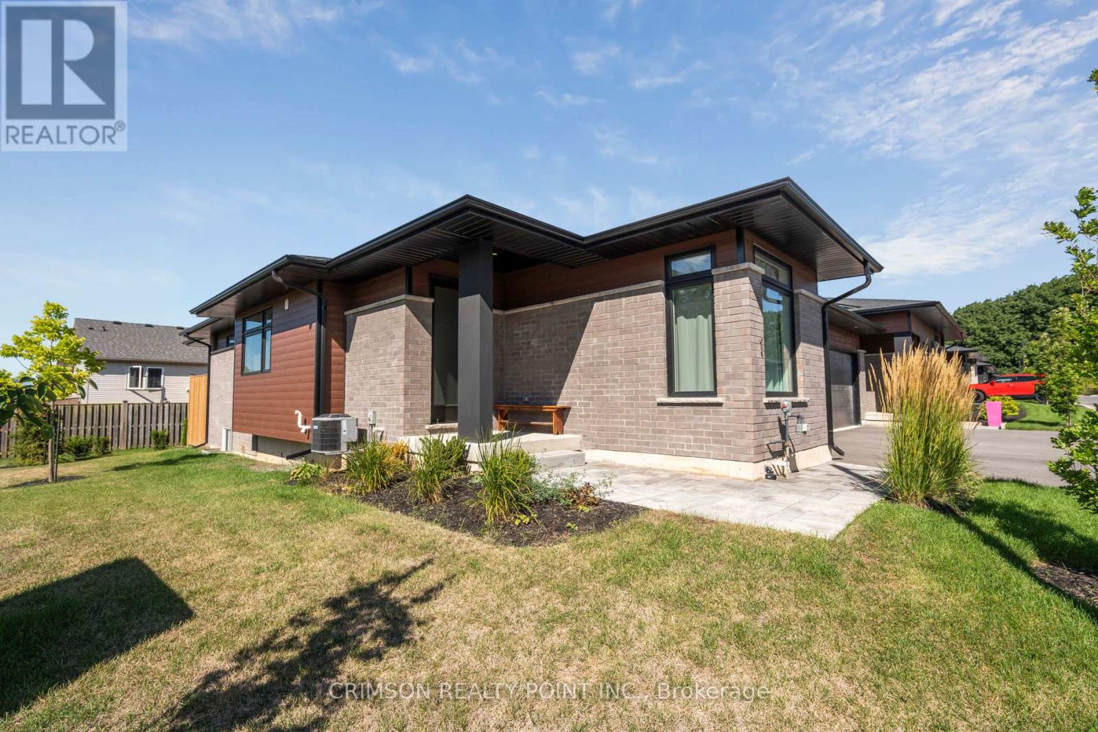 1 - 300 RICHMOND STREET, Thorold, Ontario