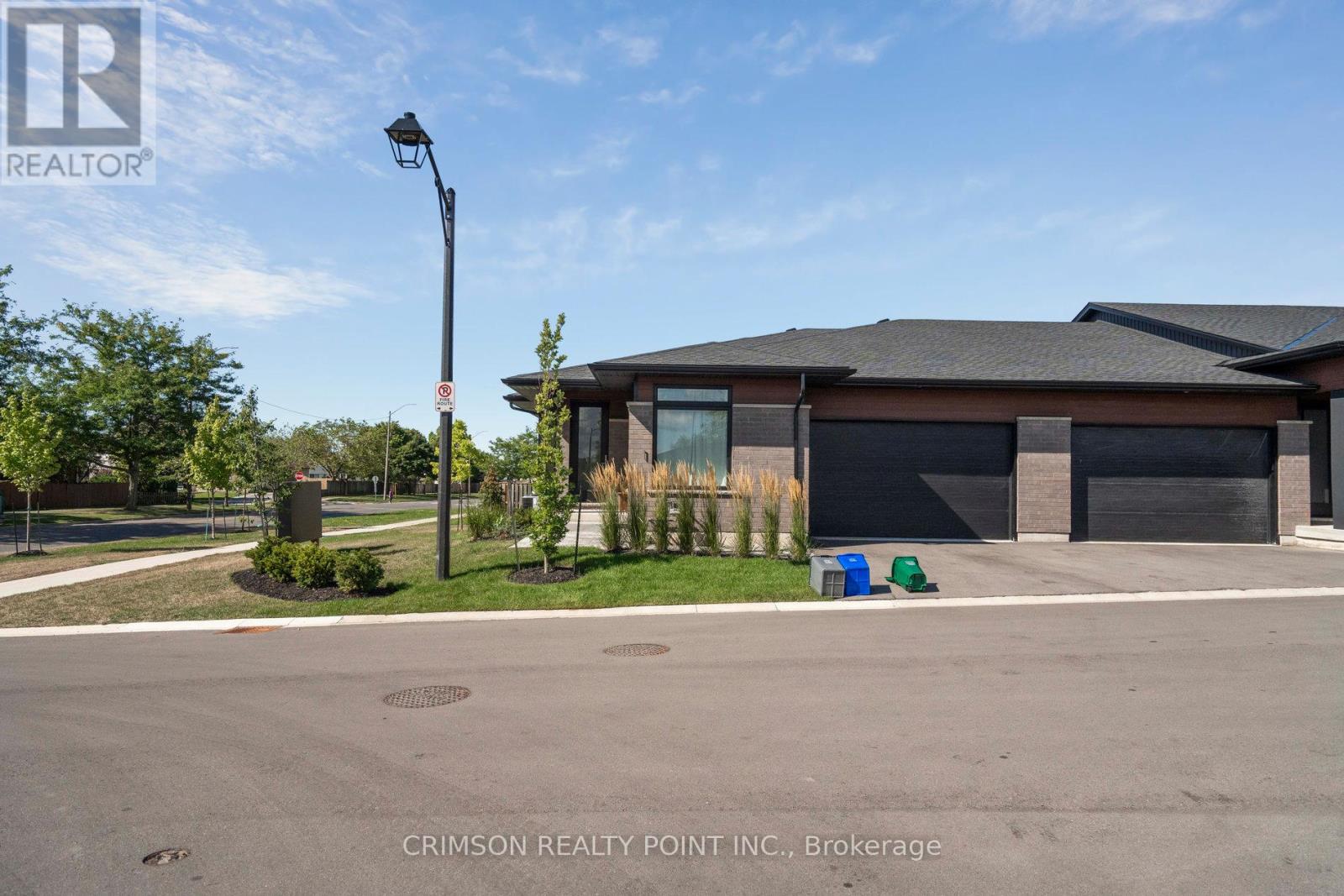 1 - 300 Richmond Street, Thorold, Ontario  L2V 5B9 - Photo 11 - X12593532