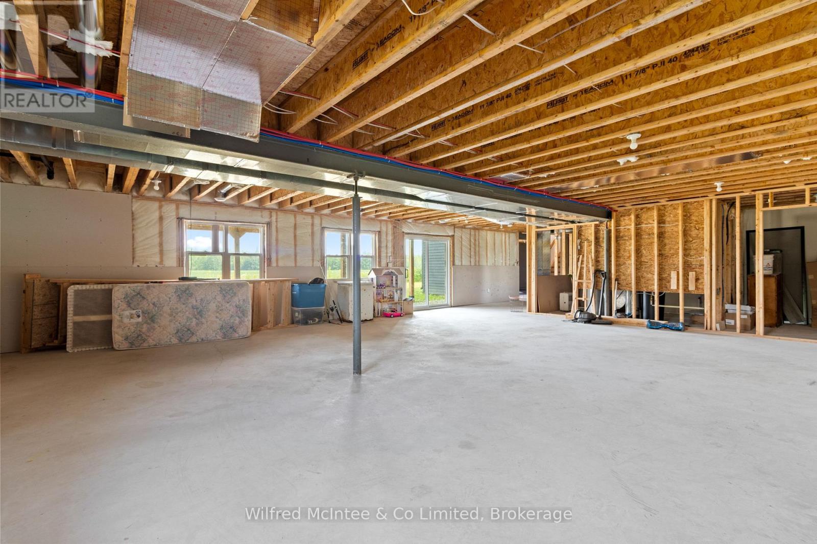 574461 Sideroad 40, West Grey, Ontario N0C 1H0 - Photo 32 - X12593594