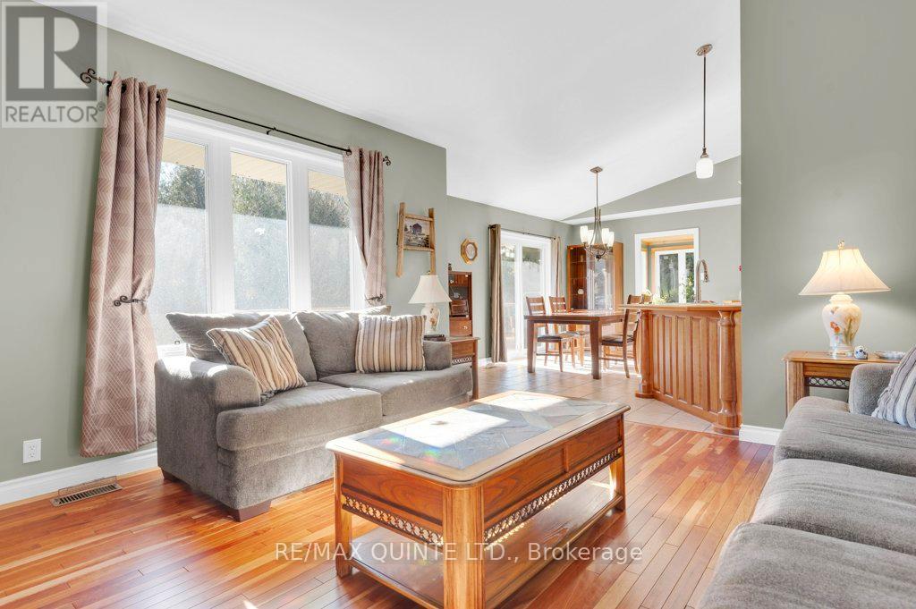 16845 Telephone Road, Quinte West, Ontario  K8V 5P4 - Photo 7 - X12593592