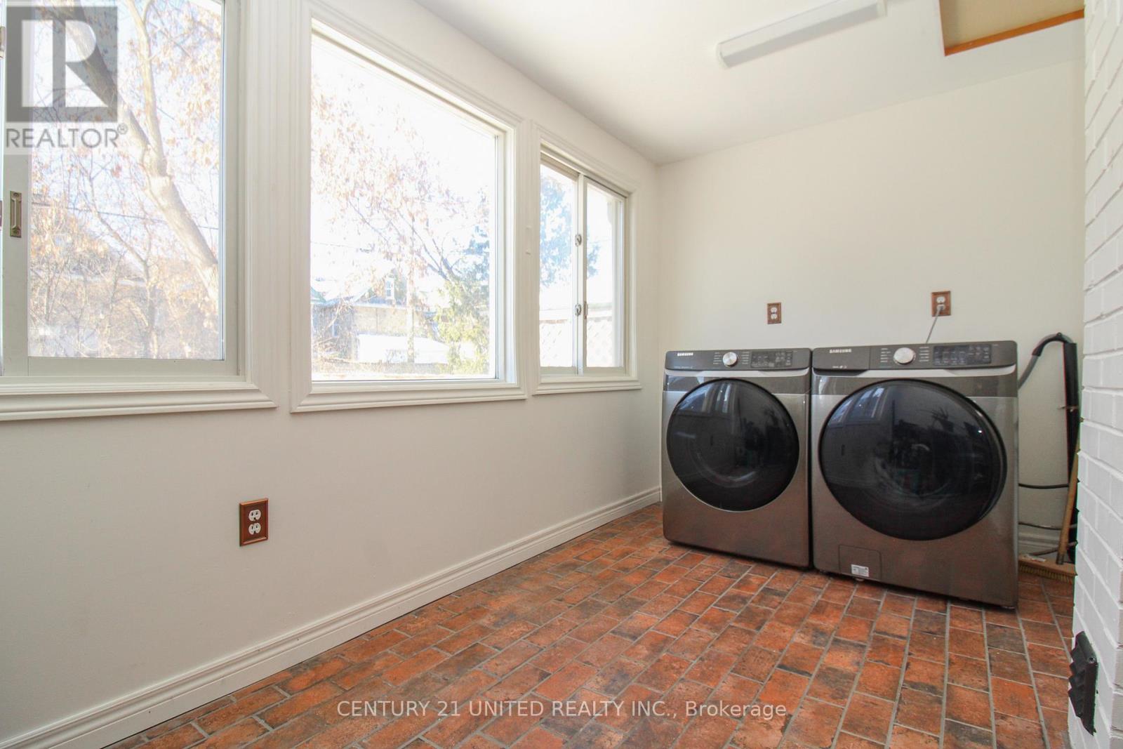 183 Rubidge Street, Peterborough (Town Ward 3), Ontario  K9J 3N6 - Photo 22 - X12593600