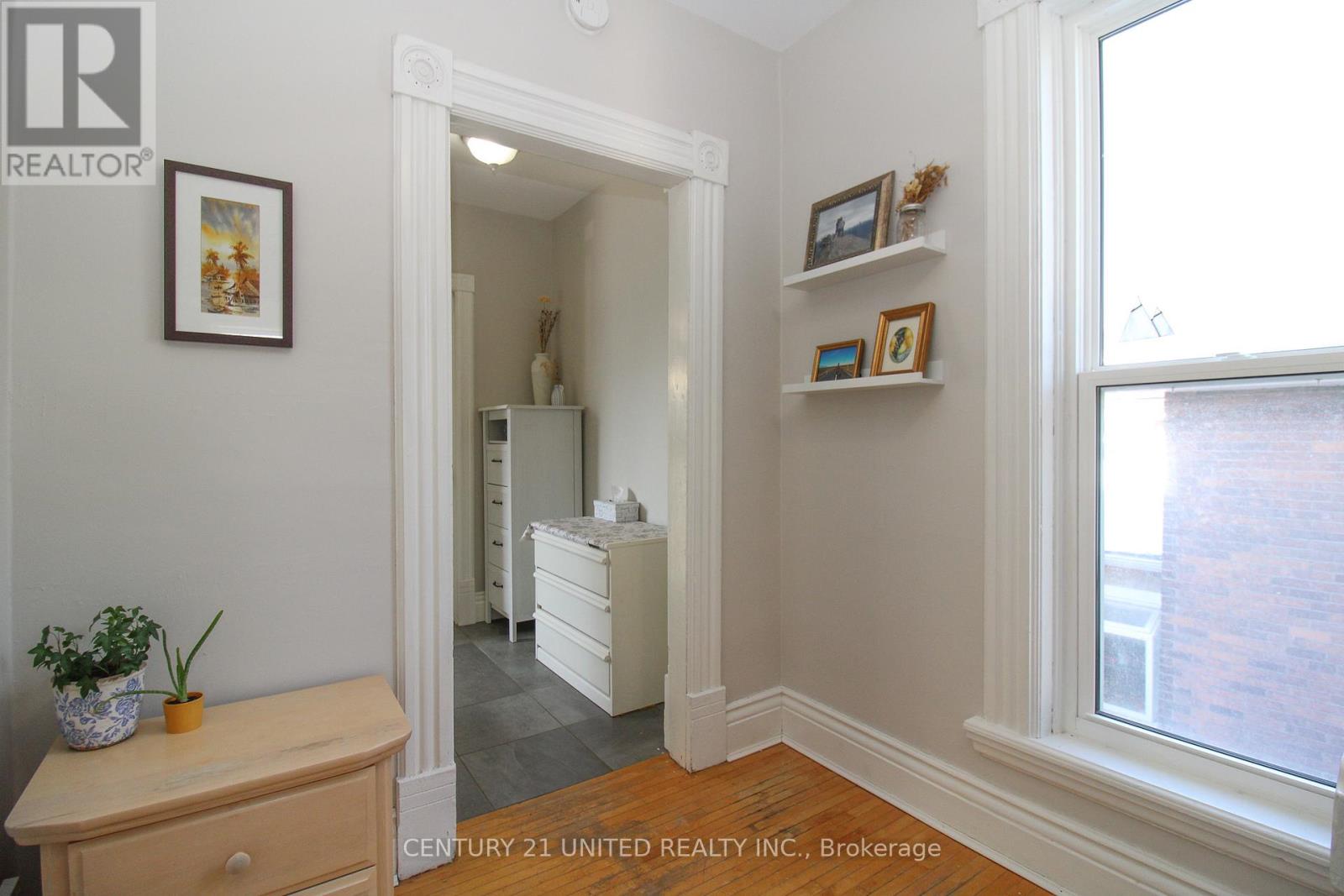 183 Rubidge Street, Peterborough (Town Ward 3), Ontario  K9J 3N6 - Photo 25 - X12593600