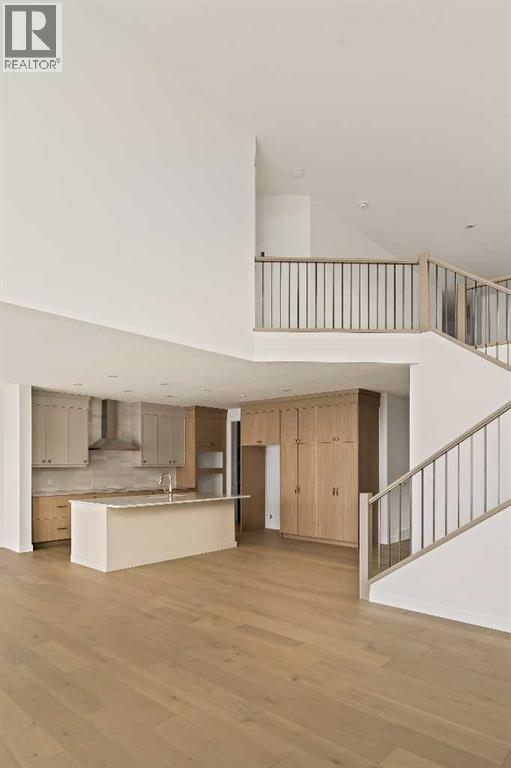 529 Lucas Way Nw, Calgary, Alberta  T3P 2E7 - Photo 16 - A2268760