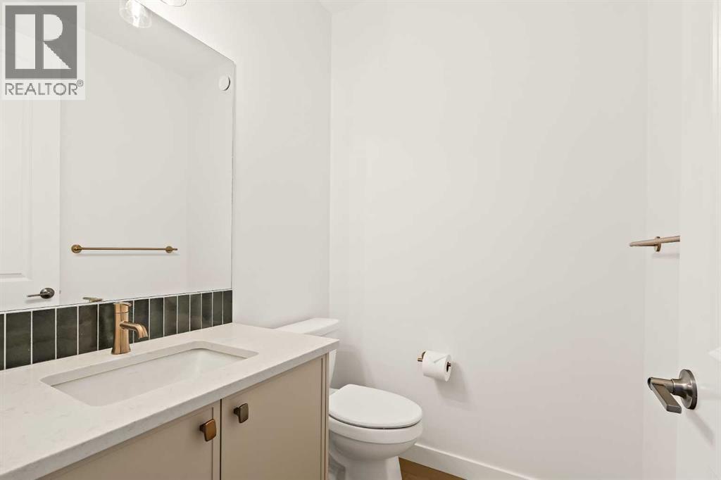 529 Lucas Way Nw, Calgary, Alberta  T3P 2E7 - Photo 23 - A2268760