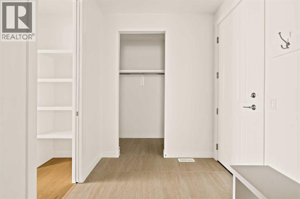 529 Lucas Way Nw, Calgary, Alberta  T3P 2E7 - Photo 24 - A2268760