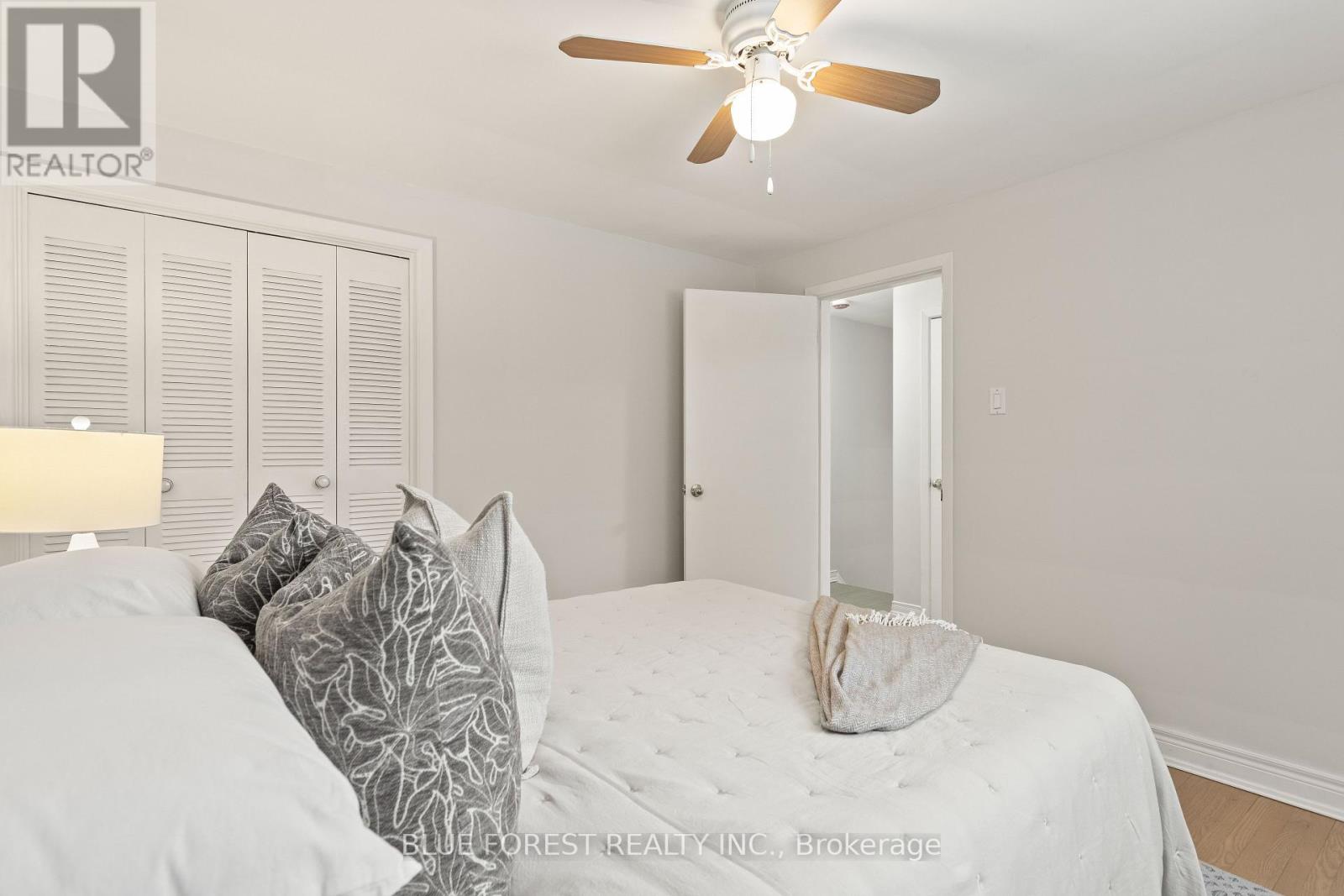 115 Honeysuckle Crescent, London East, Ontario  N5Y 4P5 - Photo 22 - X12593568