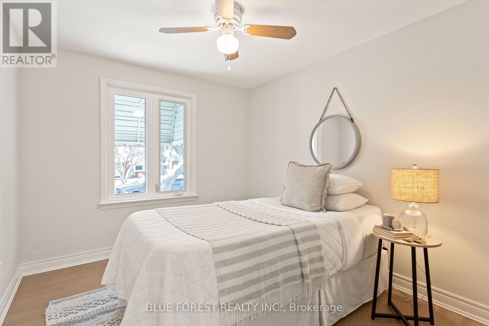 115 Honeysuckle Crescent, London East, Ontario  N5Y 4P5 - Photo 23 - X12593568