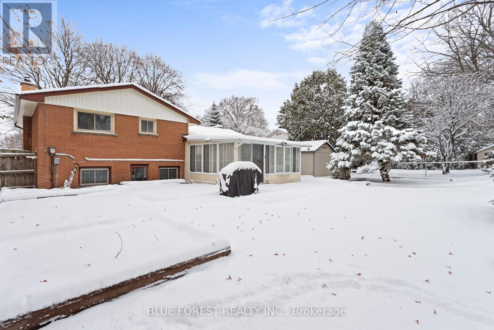 115 Honeysuckle Crescent, London East, Ontario  N5Y 4P5 - Photo 36 - X12593568