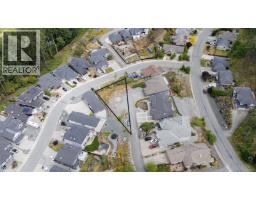 104 Bray Rd Departure Bay