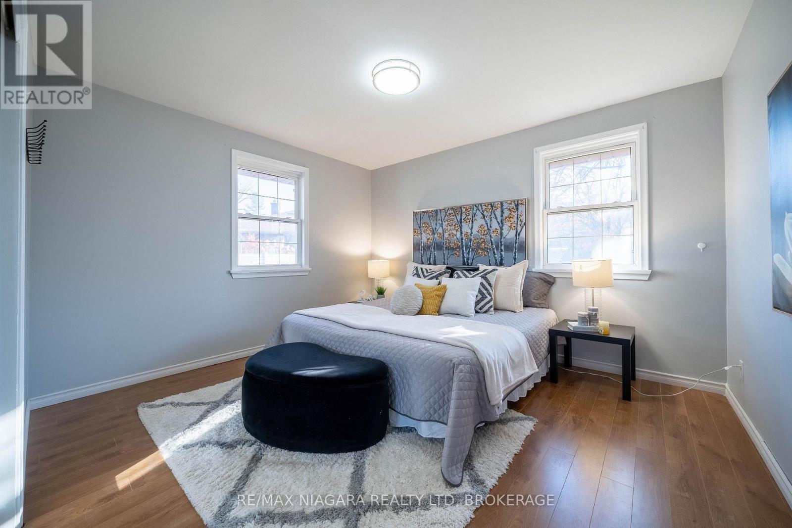 1 East Hampton Road, St. Catharines, Ontario  L2T 3C9 - Photo 15 - X12593550