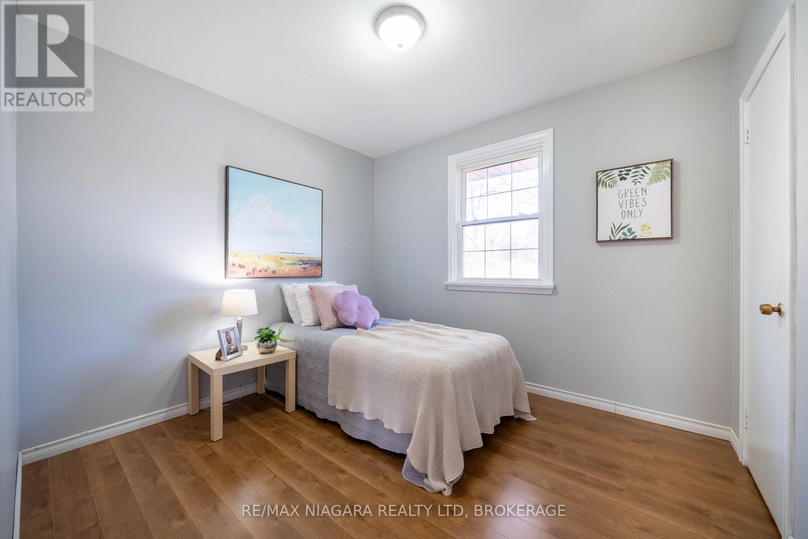 1 East Hampton Road, St. Catharines, Ontario  L2T 3C9 - Photo 18 - X12593550