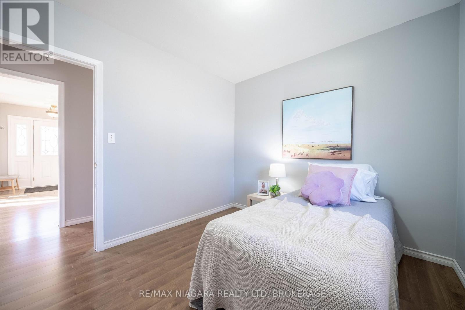 1 East Hampton Road, St. Catharines, Ontario  L2T 3C9 - Photo 19 - X12593550