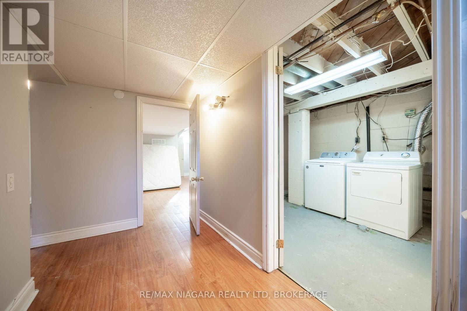 1 East Hampton Road, St. Catharines, Ontario  L2T 3C9 - Photo 23 - X12593550