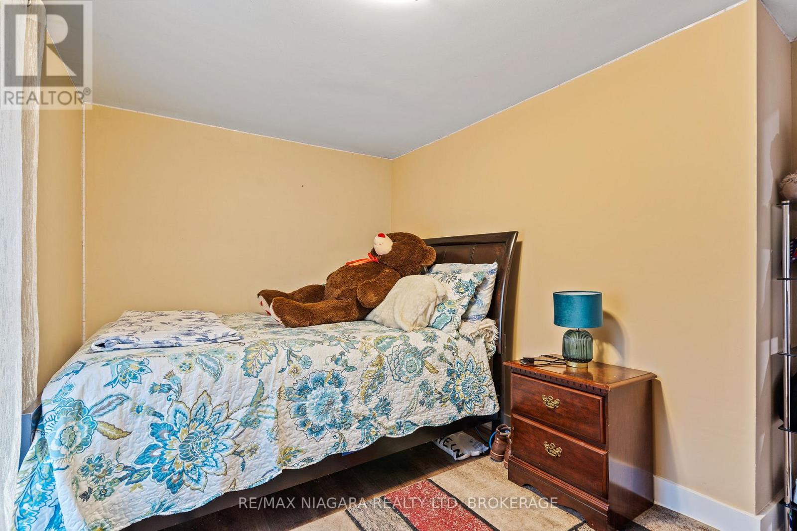 42 Grove Street, Welland, Ontario  L3B 4B4 - Photo 12 - X12593552