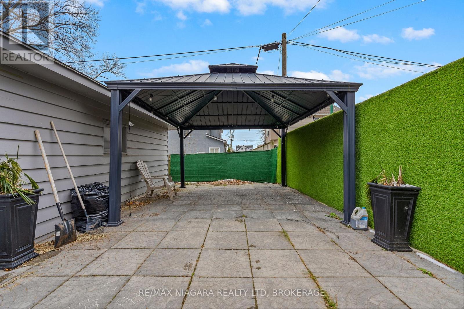 42 Grove Street, Welland, Ontario  L3B 4B4 - Photo 22 - X12593552