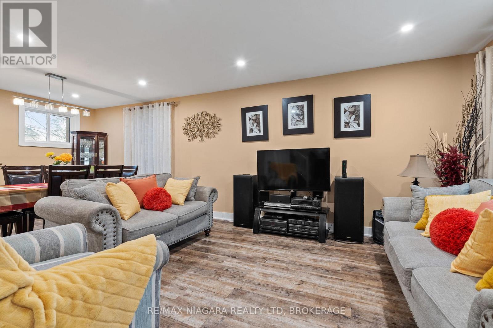 42 Grove Street, Welland, Ontario  L3B 4B4 - Photo 6 - X12593552