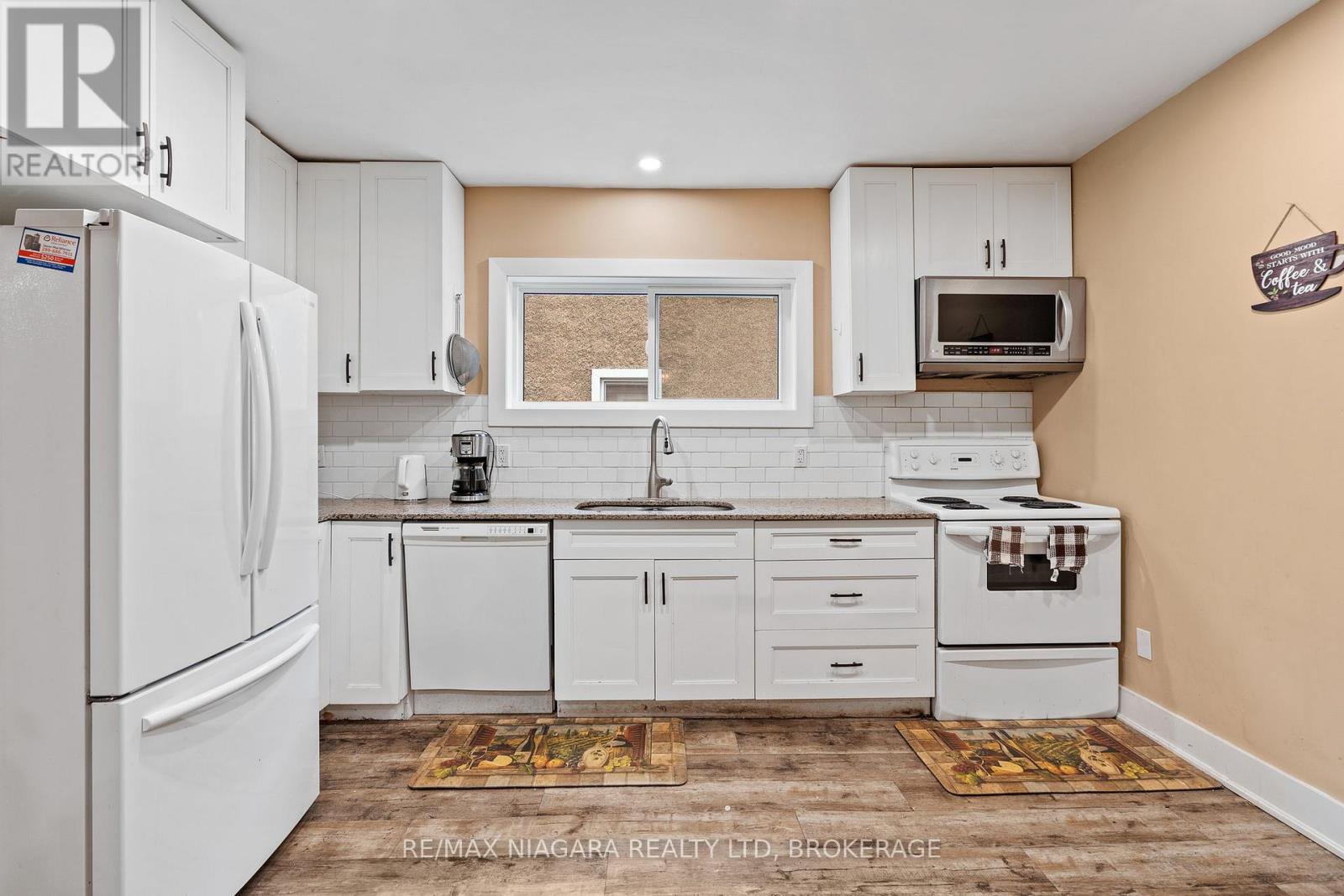 42 Grove Street, Welland, Ontario  L3B 4B4 - Photo 9 - X12593552