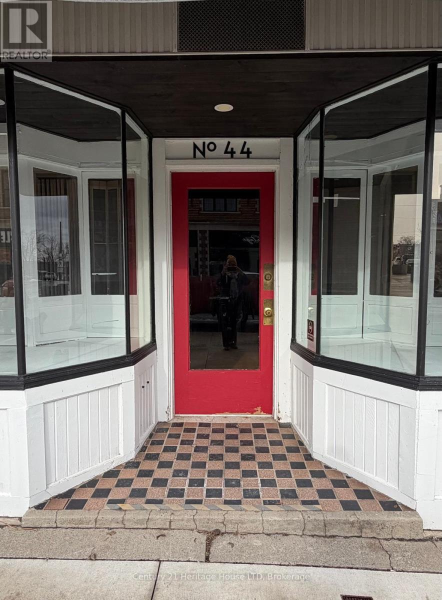 44 JARVIS STREET, Fort Erie, Ontario