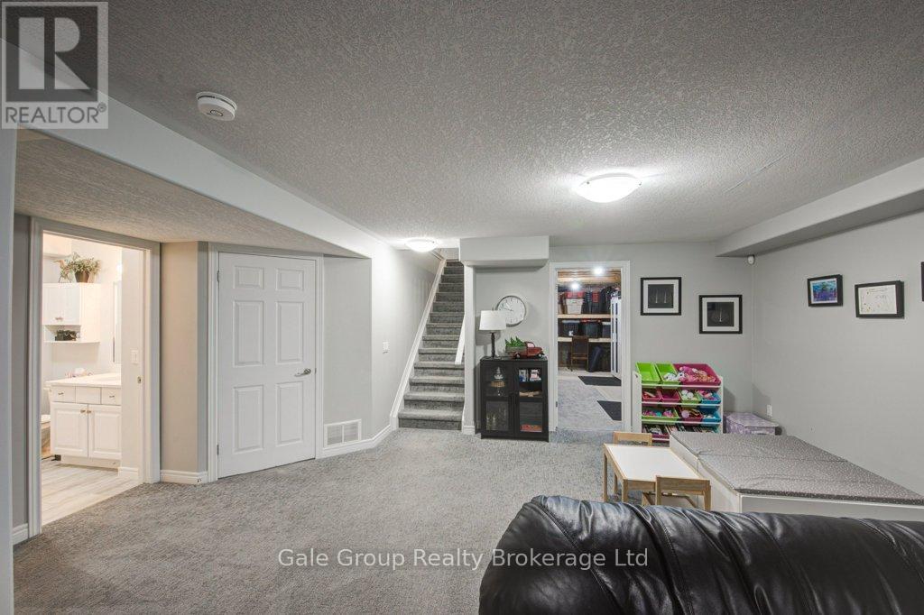 55 - 566 Spitfire Street, Woodstock, Ontario N4T 0C2 - Photo 36 - X12593630