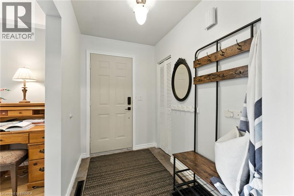 22 Mccammon Street, Paris, Ontario  N3L 1V9 - Photo 3 - 40757991