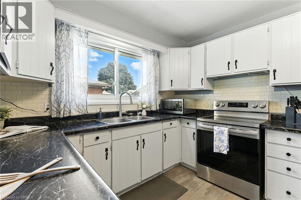 22 Mccammon Street, Paris, Ontario  N3L 1V9 - Photo 9 - 40757991