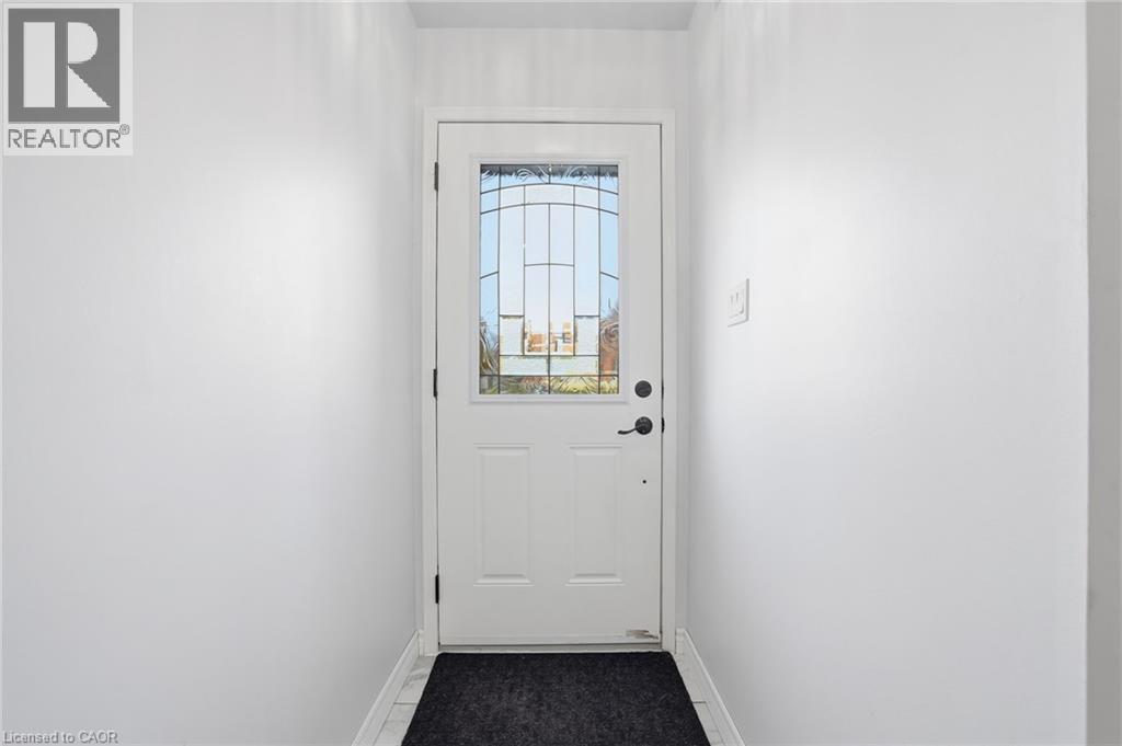 213 Windwood Drive, Binbrook, Ontario  L0R 1C0 - Photo 5 - 40791622