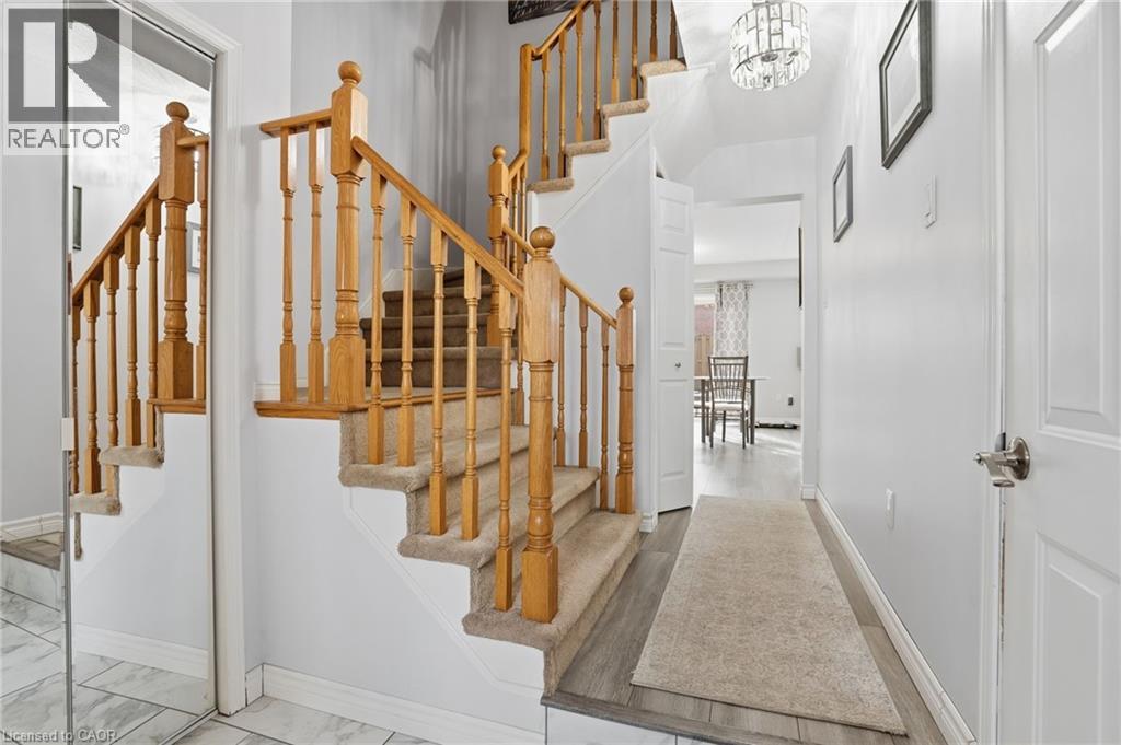 213 Windwood Drive, Binbrook, Ontario  L0R 1C0 - Photo 6 - 40791622