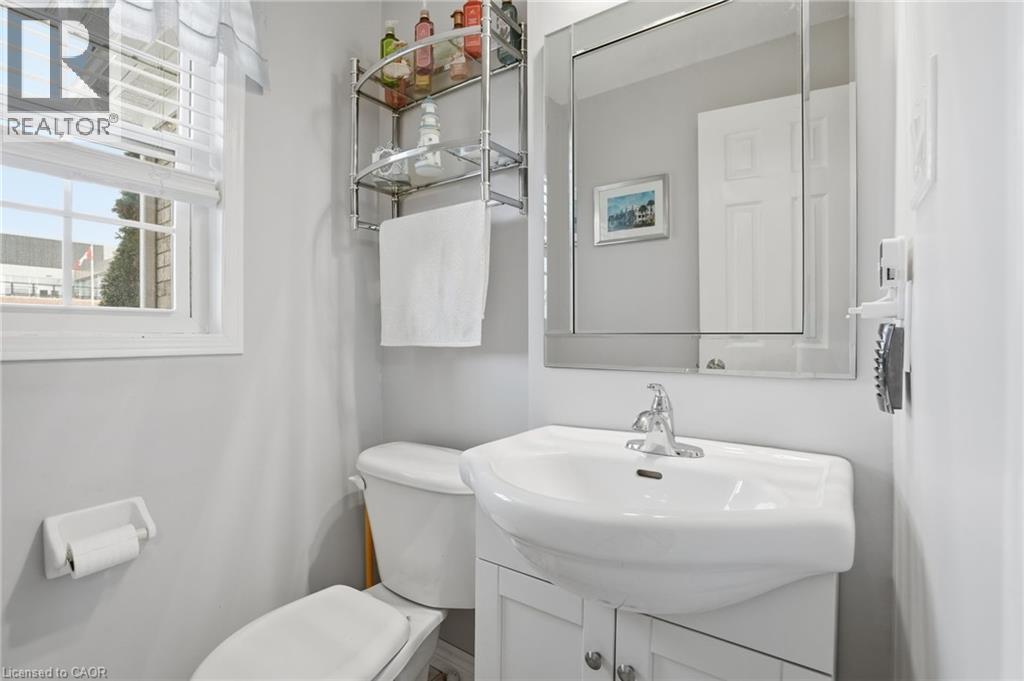 213 Windwood Drive, Binbrook, Ontario  L0R 1C0 - Photo 8 - 40791622