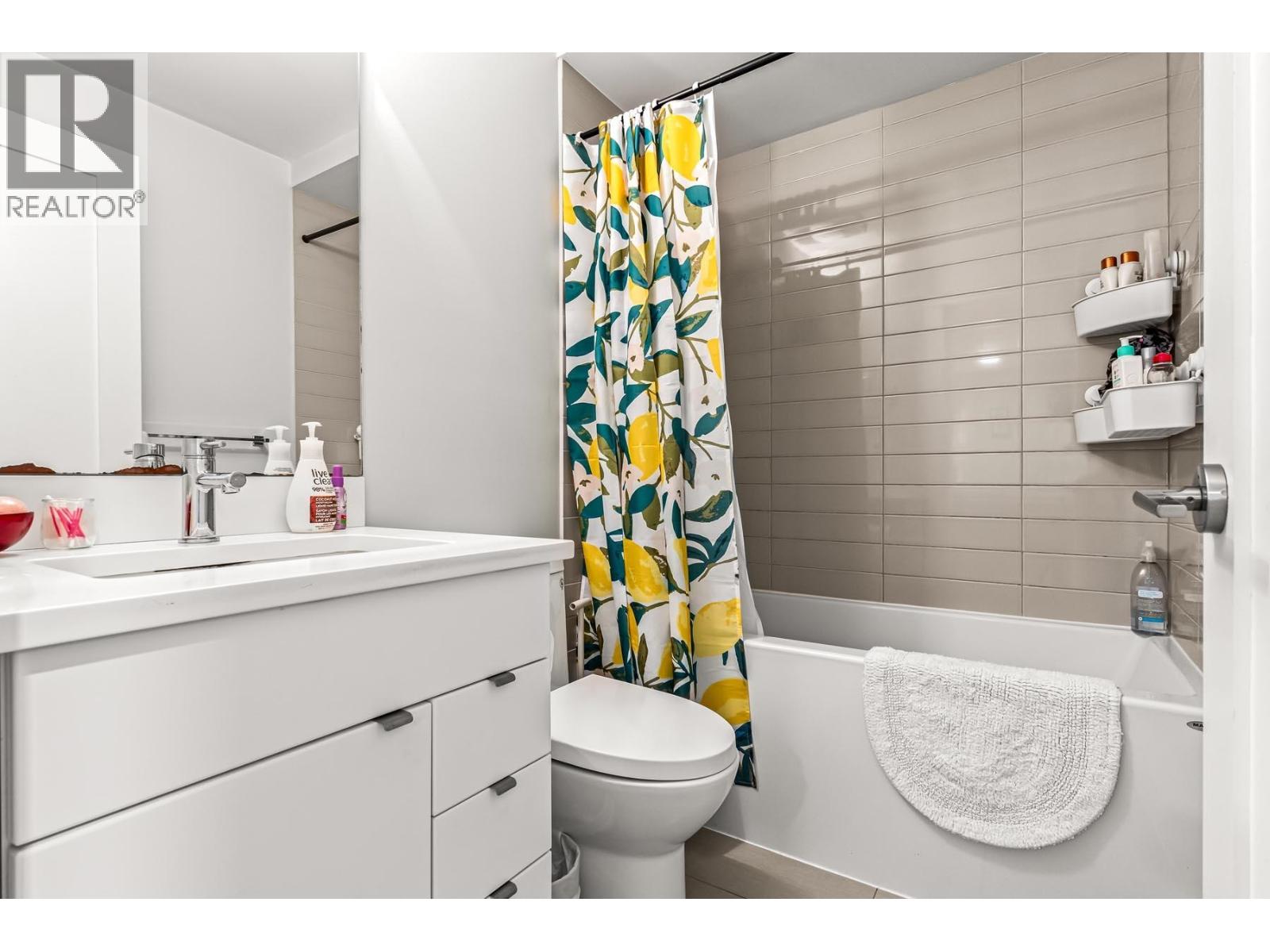 437 Vernon Drive, Vancouver, British Columbia  V6A 3N4 - Photo 32 - R3071420