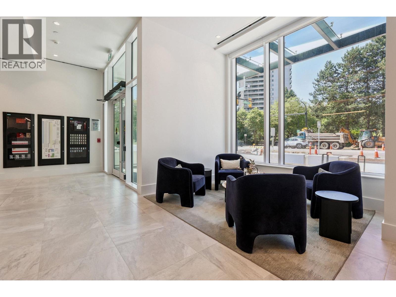 32xx 6468 Willingdon Avenue, Burnaby, British Columbia  V5H 0L3 - Photo 32 - R3071414