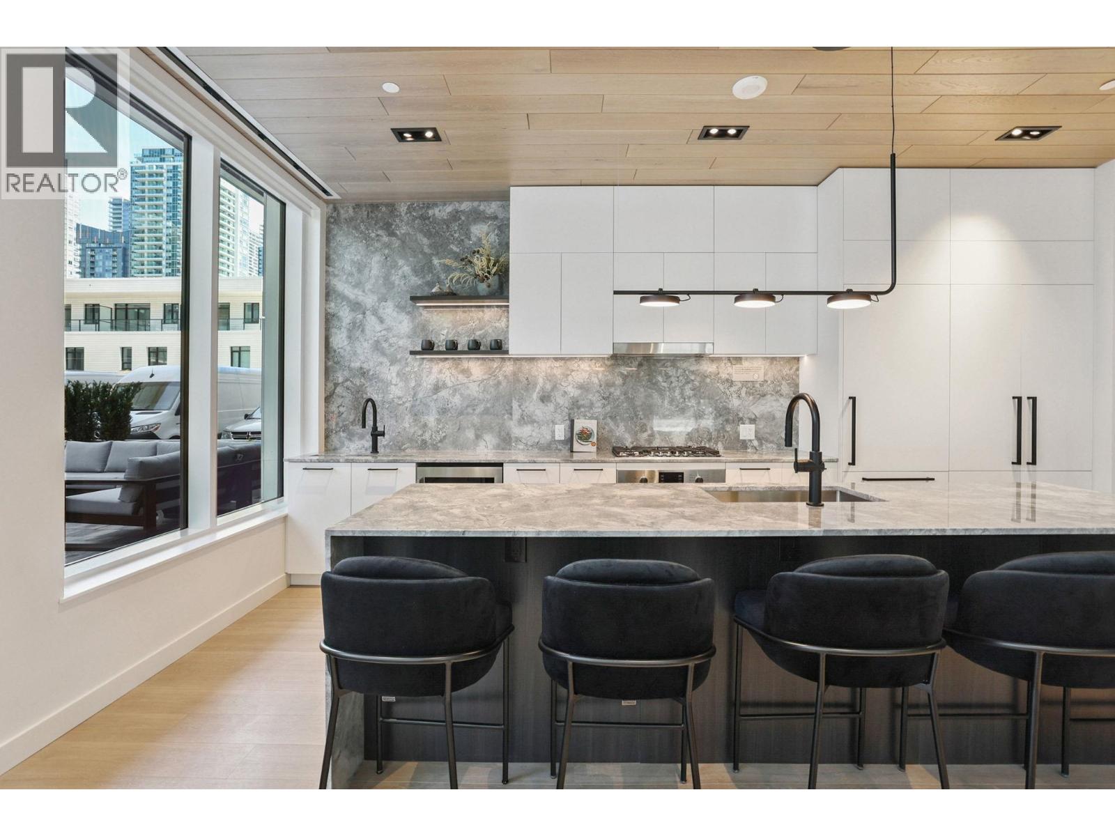 32xx 6468 Willingdon Avenue, Burnaby, British Columbia  V5H 0L3 - Photo 39 - R3071414