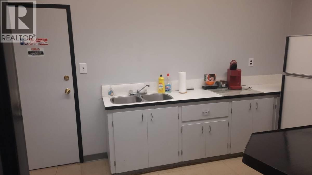 220 6939 Hastings Street, Burnaby, British Columbia  V5B 1S9 - Photo 4 - C8074250