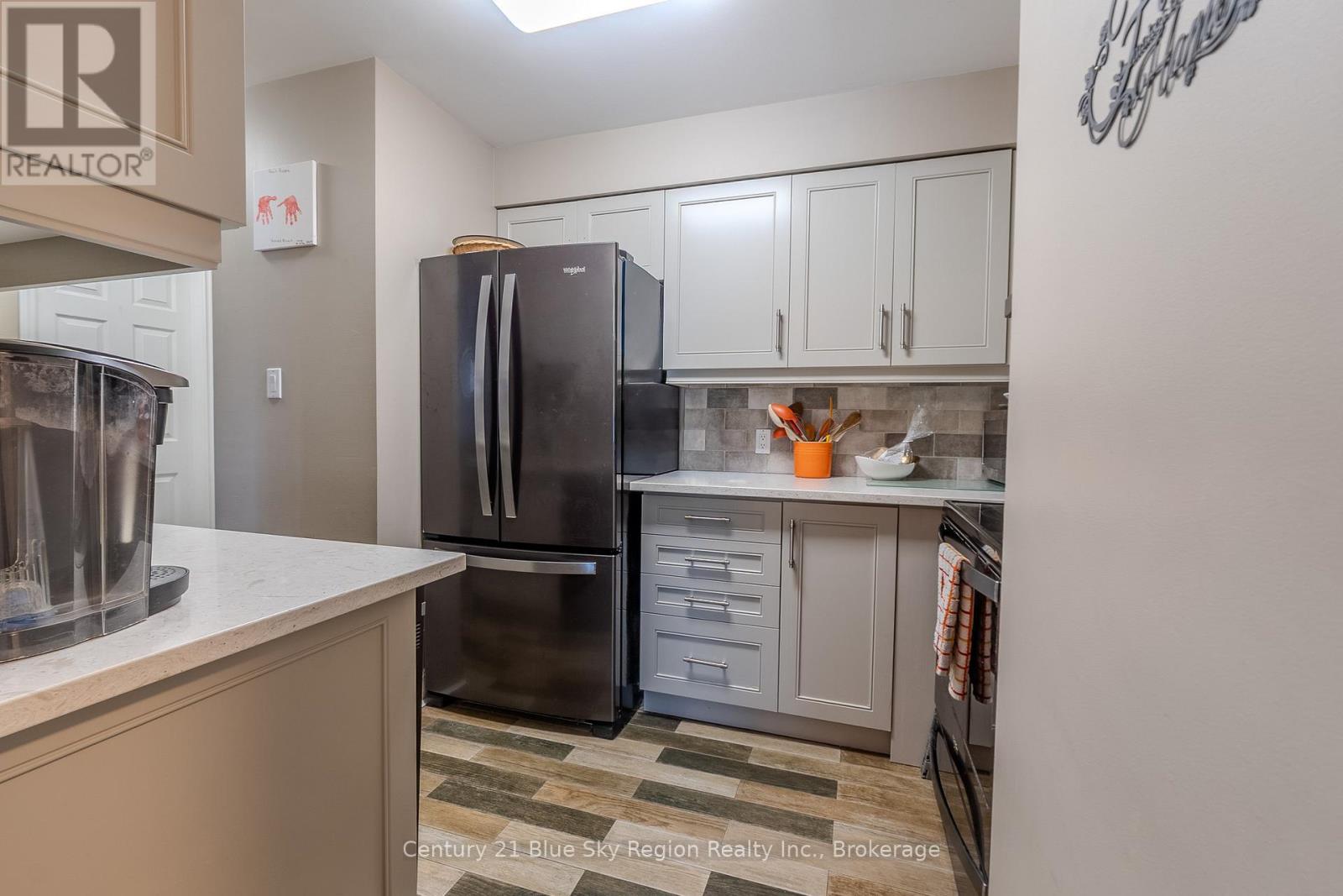 6 - 570 Graham Drive, North Bay (Widdifield), Ontario  P1B 9M7 - Photo 7 - X12589550