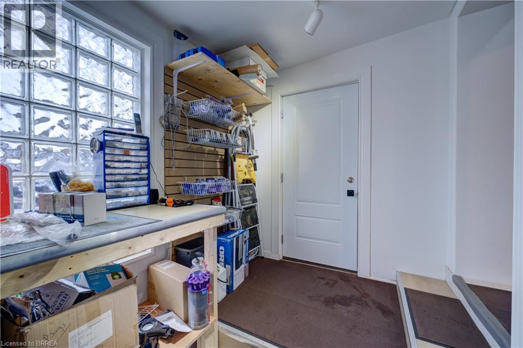 203 Brant Avenue Unit# 1, Brantford, Ontario  N3T 3J1 - Photo 15 - 40789925