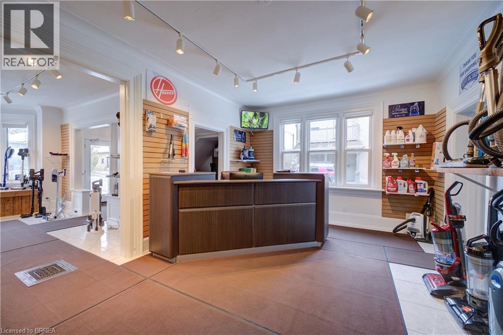 203 Brant Avenue Unit# 1, Brantford, Ontario  N3T 3J1 - Photo 8 - 40789925