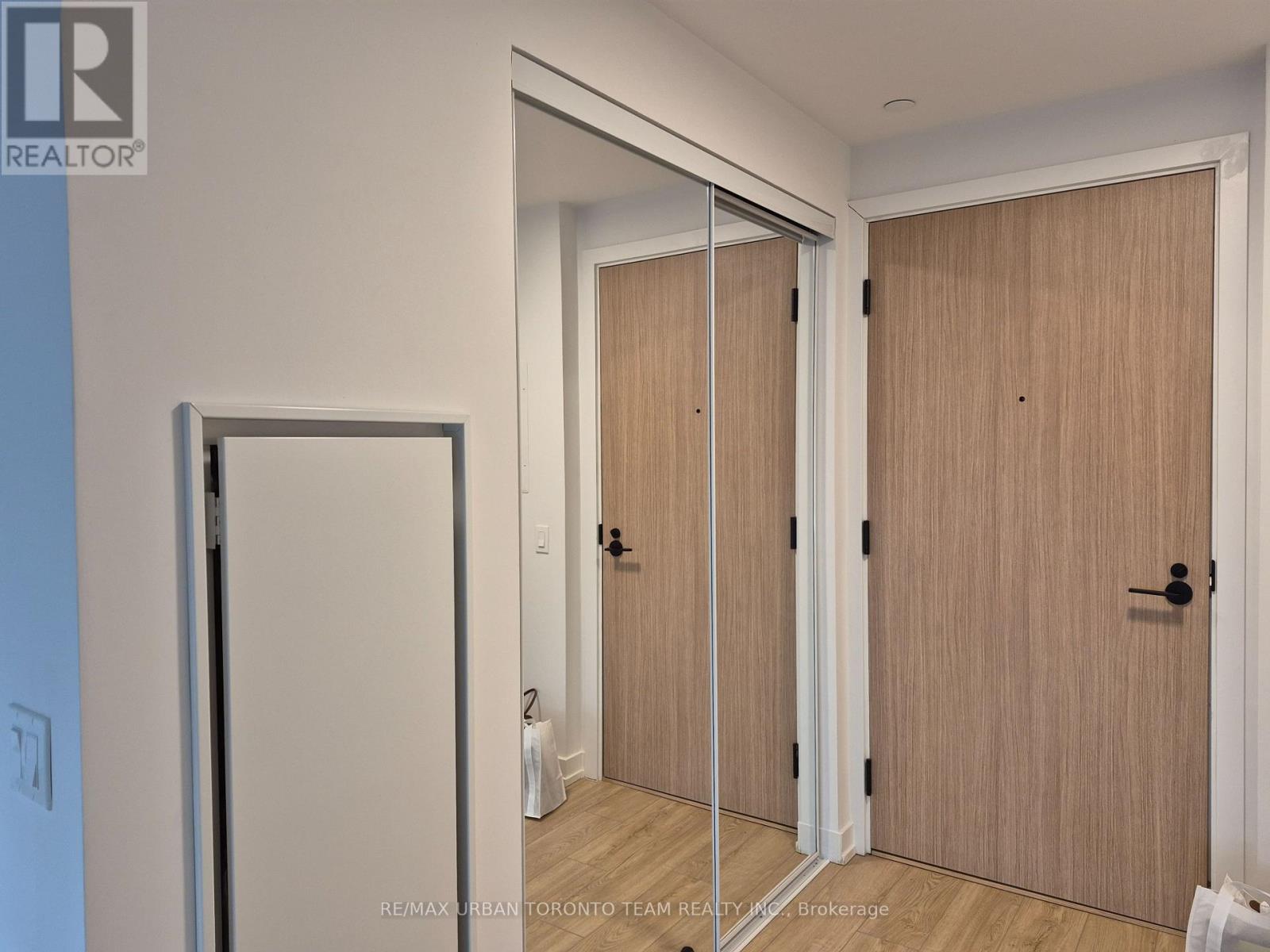 202 - 35 Parliament Street, Toronto, Ontario  M5A 2Y2 - Photo 11 - C12593574