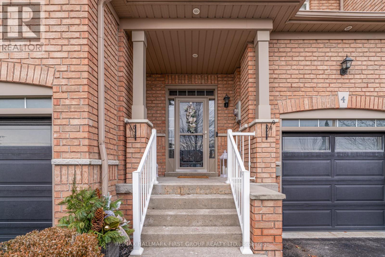 4 Beckett Crescent, Clarington, Ontario  L1E 3J5 - Photo 3 - E12593554