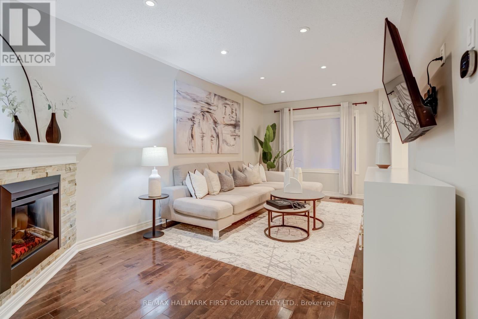 4 Beckett Crescent, Clarington, Ontario  L1E 3J5 - Photo 5 - E12593554