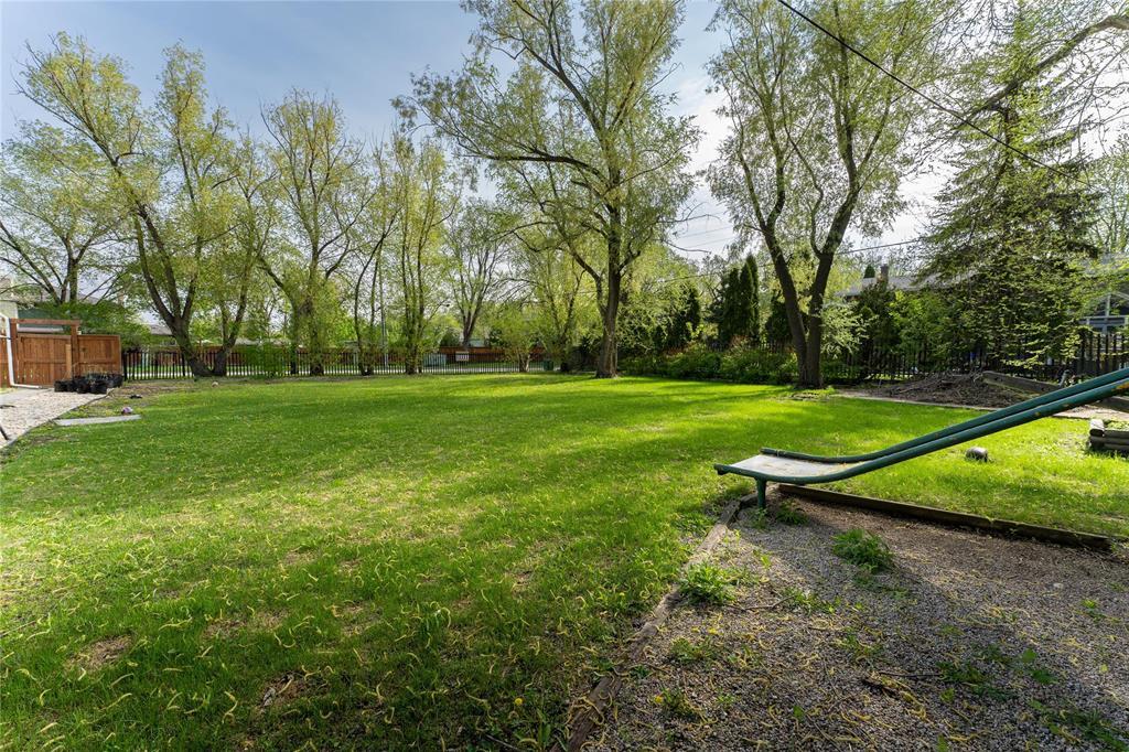 100 Mountbatten Avenue, Winnipeg, Manitoba  R3P 0L1 - Photo 1 - 202529345