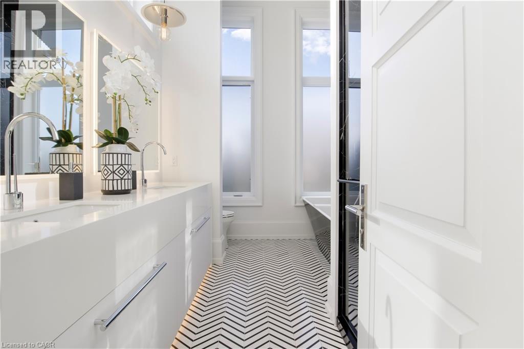 31 Reid Court, Puslinch, Ontario  N0B 2J0 - Photo 25 - 40790685