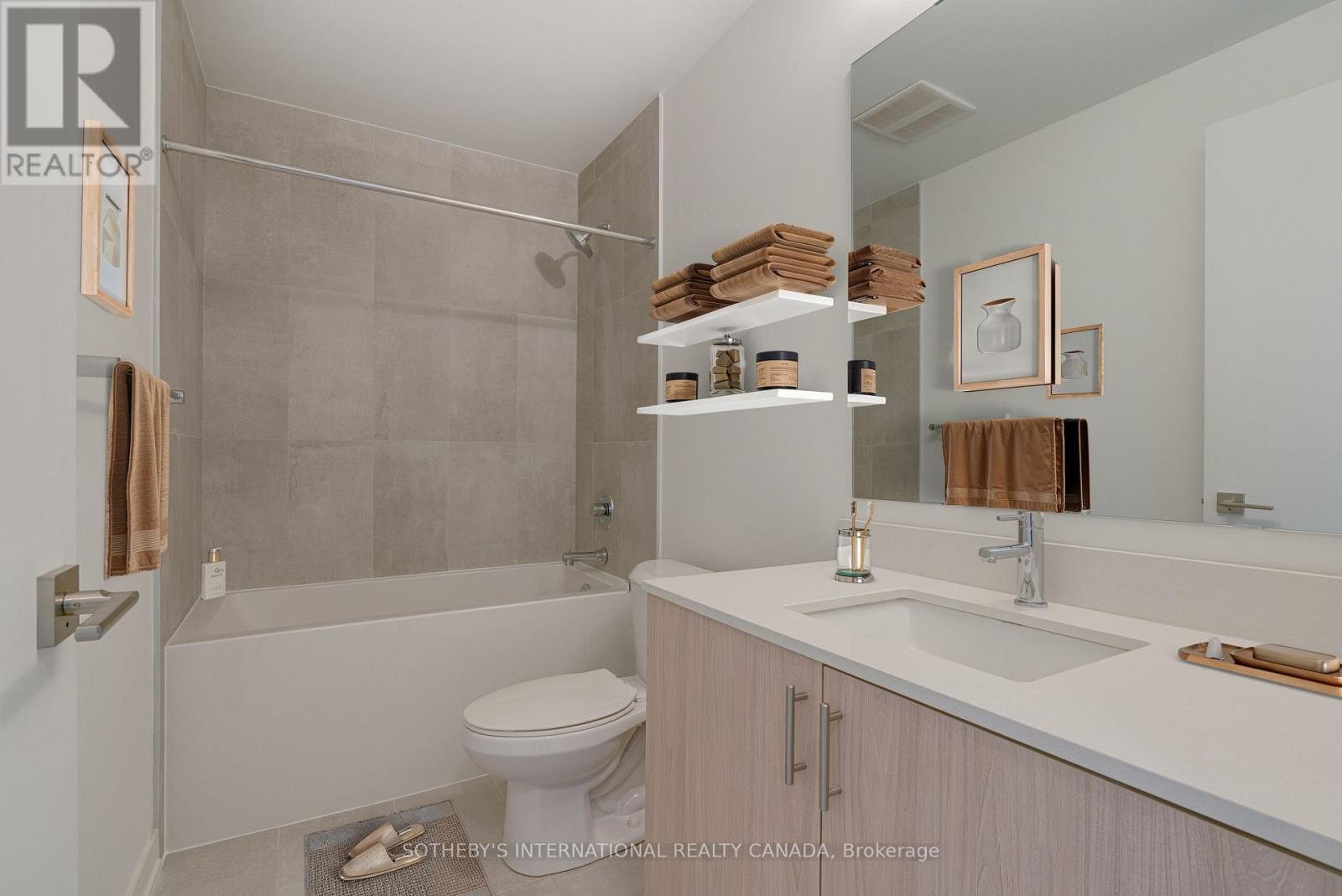 C-311 - 6 Red Squirrel Lane, Richmond Hill, Ontario  L4S 0P5 - Photo 7 - N12593608